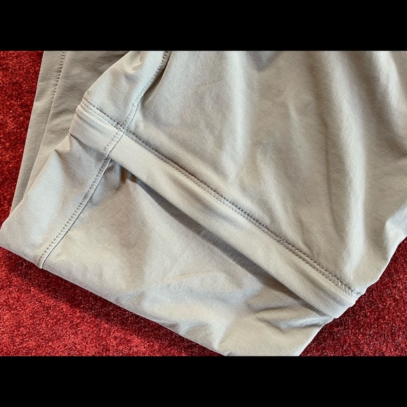 NWOT ~ Patagonia Convertible Hiking Pants - Picture 3 of 4